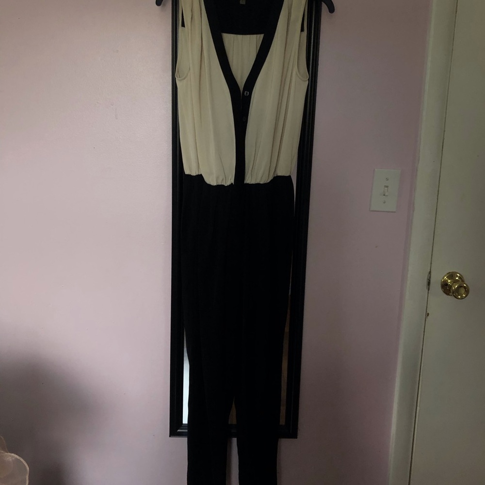 Women’s Jumpsuit/Romper